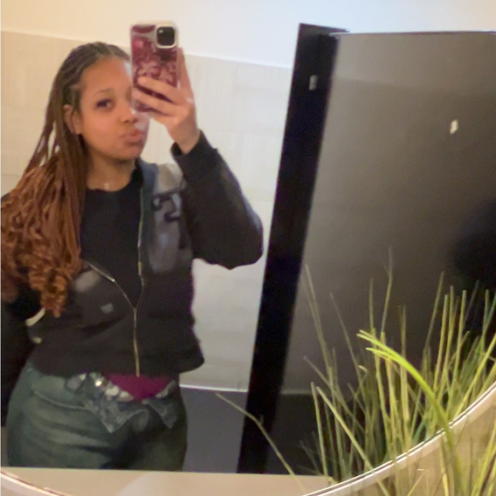 Meet your Posher, Liyah